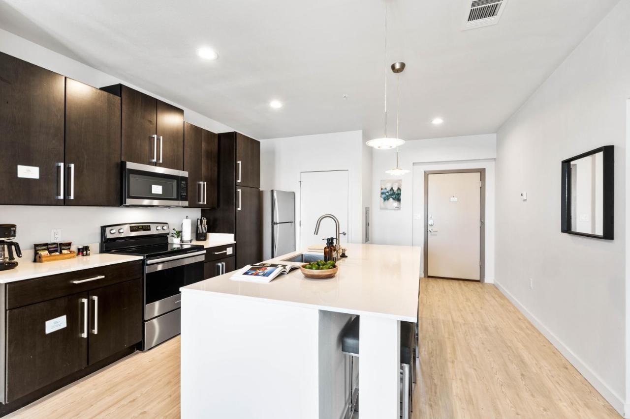 Flatz432 Apartments By Barsala Midland Exterior foto